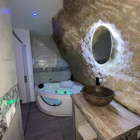 הוילה Setenil De Las Bodegas Casita En El Tajo מראה חיצוני תמונה