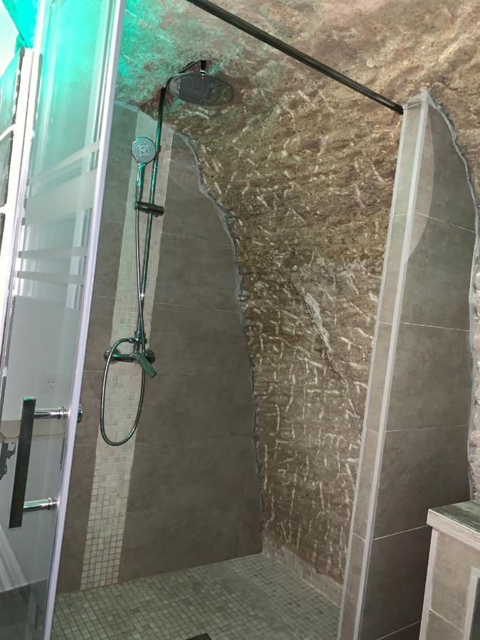 הוילה Setenil De Las Bodegas Casita En El Tajo מראה חיצוני תמונה