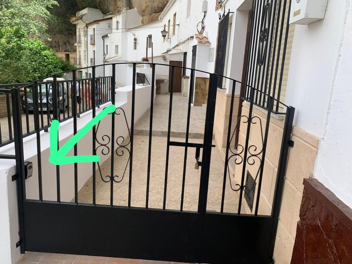 הוילה Setenil De Las Bodegas Casita En El Tajo מראה חיצוני תמונה